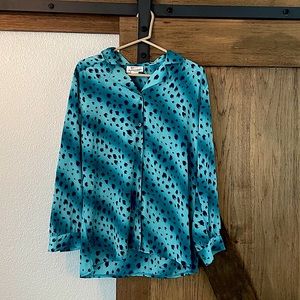 Turquoise Button Up Dress Shirt w/ Blue Cheetah Print